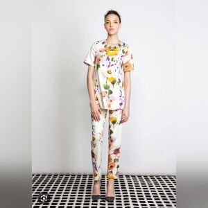 Lela Rose Floral Short Sleeve Tunic with Wood Embroidered Necklace